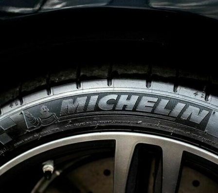 Производитель шин Michelin объявил о приостановке деятельности в России